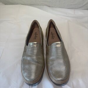 Clarks Collection Danelly Iris silver Metallic Leather Slip On Shoes Size 8
